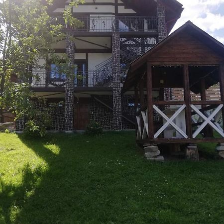 Садиба Анномарі - Відпочинок В Карпатах Котедж Яремче エクステリア 写真
